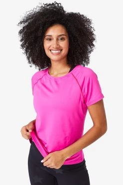 WorkIt Tee In Terez Pink 15 WorkIt Tee In Terez Pink -Chic Wear Shop 1 8f6e0f31 823c 410d 81e0 50202a6e38b0