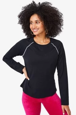 WorkIt Long Sleeve Tee In New Yorker Black