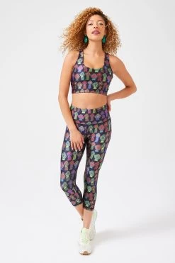 Terez X Torchd Hi-Shine Capris In Davis Pop Art -Chic Wear Shop 2 cdbe5b42 c5ea 4df3 925c a08397572f94