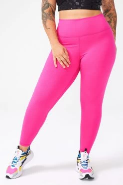 TLC Leggings In Terez Pink 29 TLC Leggings In Terez Pink -Chic Wear Shop 3 2e1969b8 eaf7 4544 a3c0 f5e9a88e35da