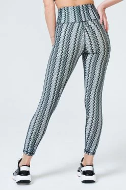 DuoKnit 7/8 Leggings In Black And White Zig Zag 8 DuoKnit 7/8 Leggings In Black And White Zig Zag -Chic Wear Shop BWZigZag Leggings 7 8 2