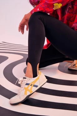 TLC Stirrup Leggings In Jet Black -Chic Wear Shop Black StirrupLegging 2