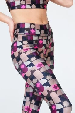 Hi-Shine Leggings In Neutral Mod -Chic Wear Shop BrownPinkGeo Leggings 5