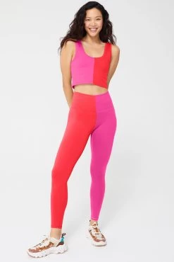 Two Tone TLC Leggings In Super Hot Red And Terez Pink 10 Two Tone TLC Leggings In Super Hot Red And Terez Pink -Chic Wear Shop Colorblock HotRedTerezPink Legging 4