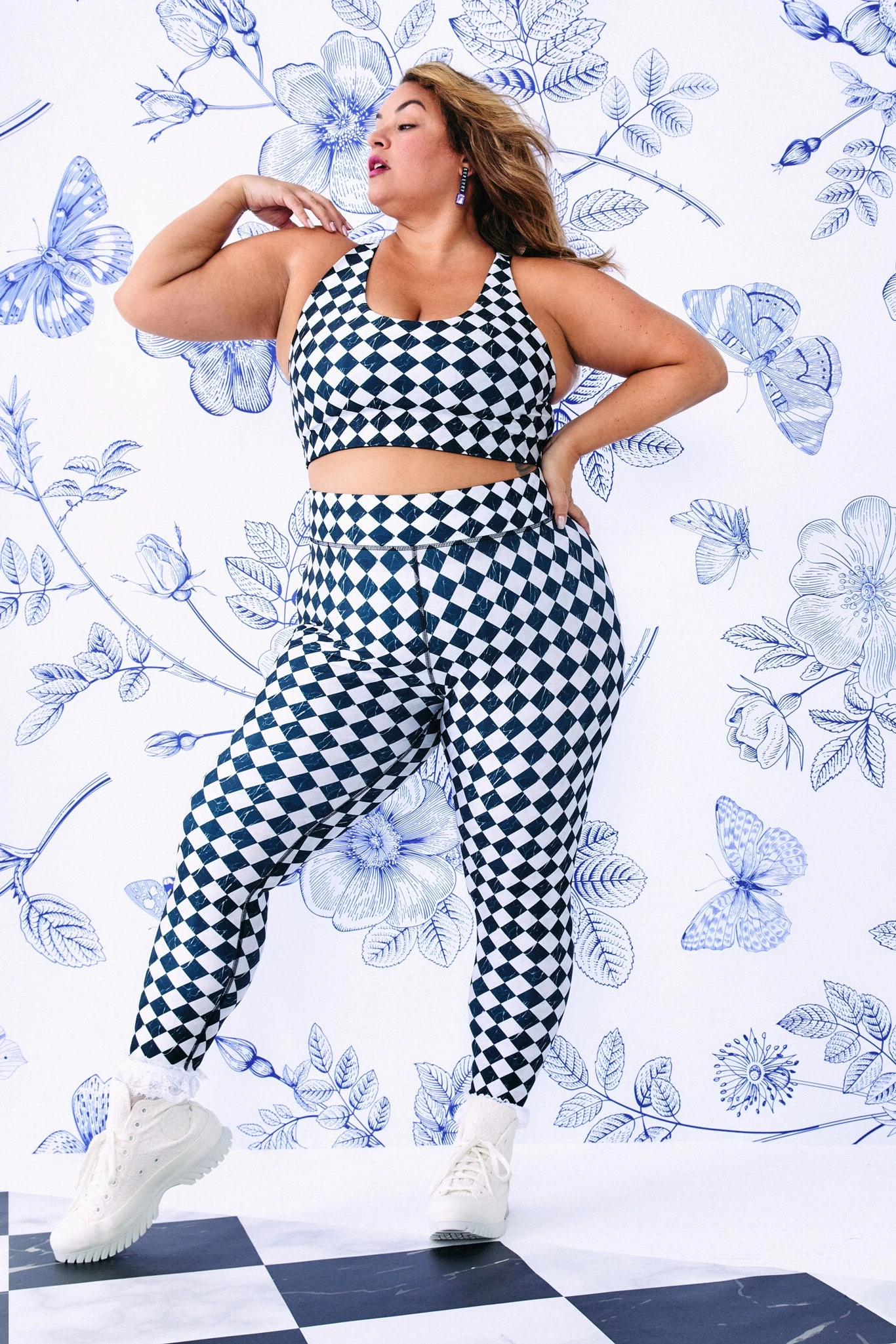 Hi-Shine Leggings In Dance Floor 4 Hi-Shine Leggings In Dance Floor - Image 2