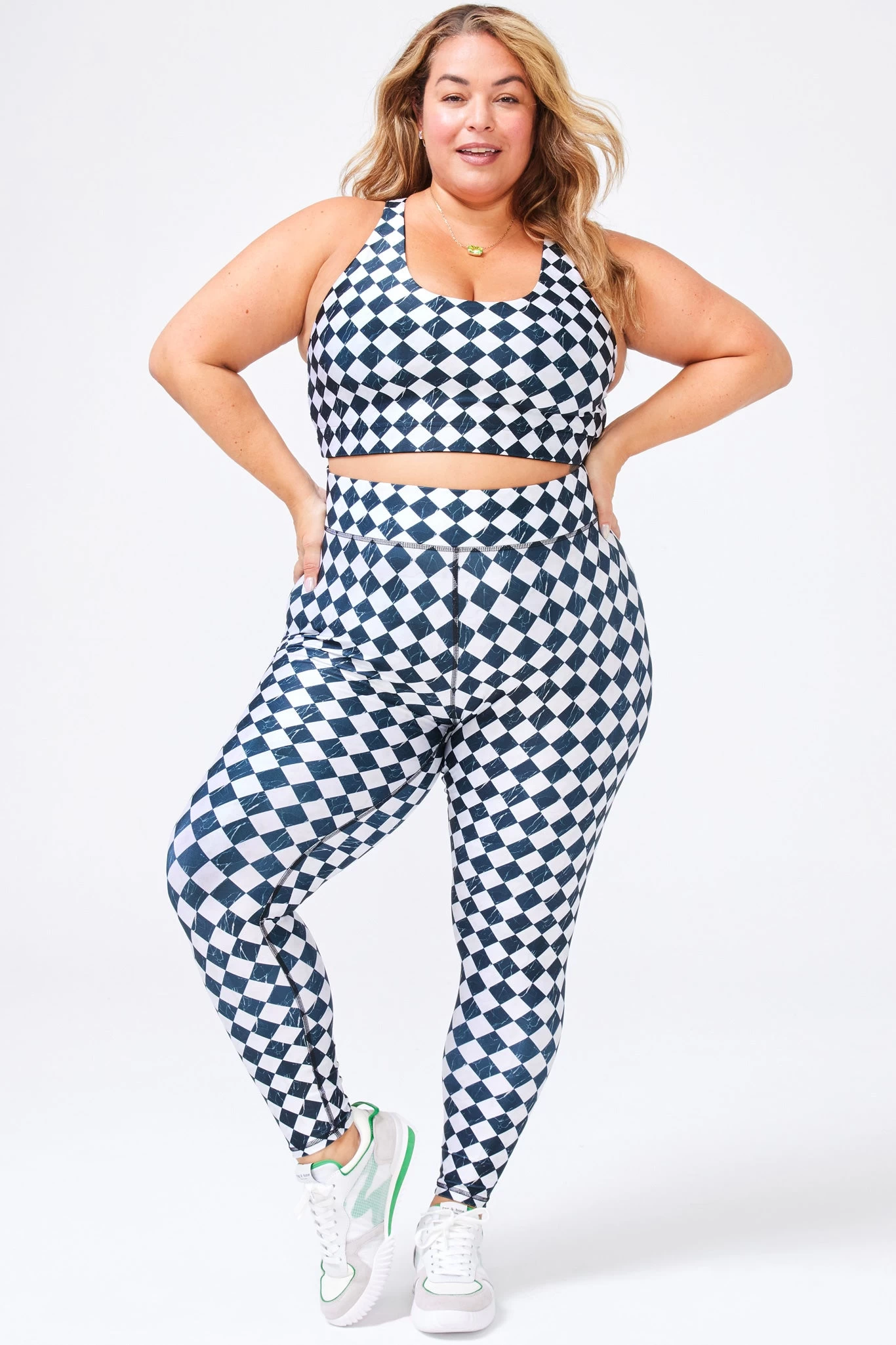 Hi-Shine Leggings In Dance Floor 6 Hi-Shine Leggings In Dance Floor - Image 4