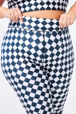 Hi-Shine Leggings In Dance Floor 20 Hi-Shine Leggings In Dance Floor -Chic Wear Shop DanceFloor Legging Extended 3