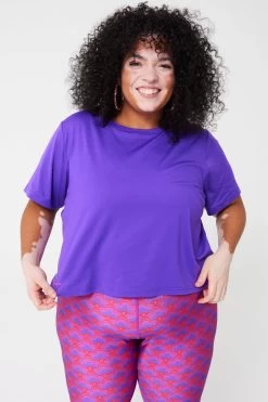 WorkIt Crop Tee In Electric Purple -Chic Wear Shop Extended ElectricPurple CropTop 1
