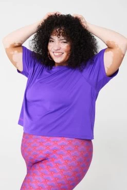 WorkIt Crop Tee In Electric Purple -Chic Wear Shop Extended ElectricPurple CropTop 2