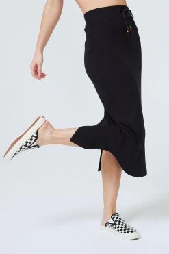 Rib Skirt In Black -Chic Wear Shop LOOK 005 037