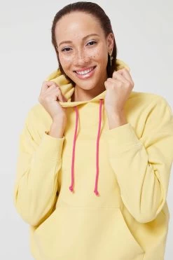 Hoodie In Light Yellow -Chic Wear Shop LOOK 005 992