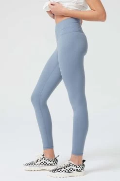 TLC Leggings In Dove Gray 26 TLC Leggings In Dove Gray -Chic Wear Shop LOOK 014 1697