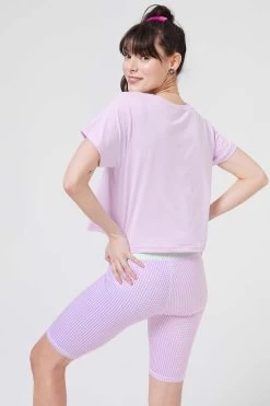 WorkIt Crop Tee In Lilac -Chic Wear Shop LOOK 015 066 da540e16 2b42 4990 a229 f0560617bbd5