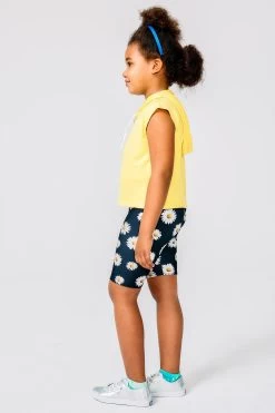 Kids Bike Shorts In Daisies -Chic Wear Shop Layer2 0d1f1d67 d0e1 4695 a681 bdc62147b011