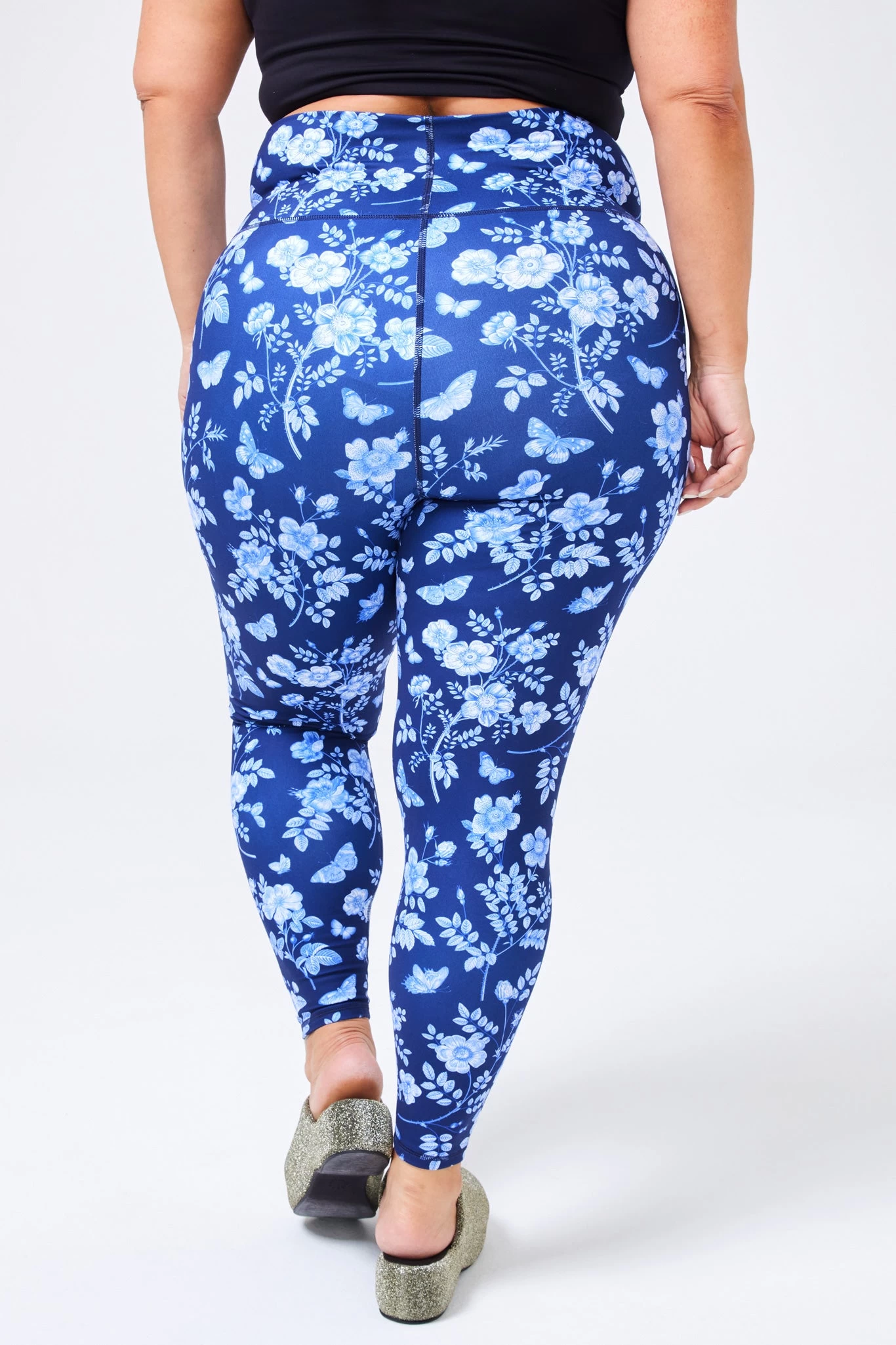 TLC Printed Leggings In Navy Fine China 10 TLC Printed Leggings In Navy Fine China - Image 8