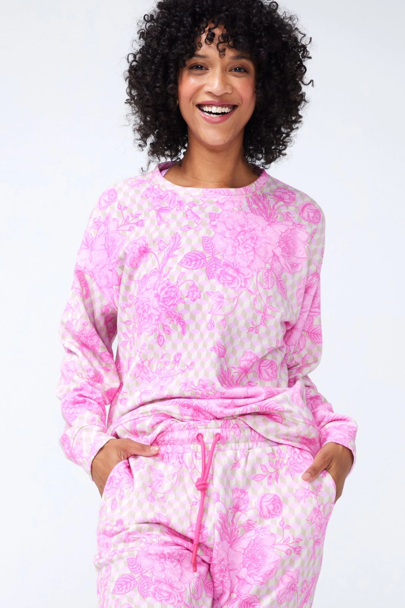 Printed Crew In Oat Milk And Pink Geo 3 Printed Crew In Oat Milk And Pink Geo