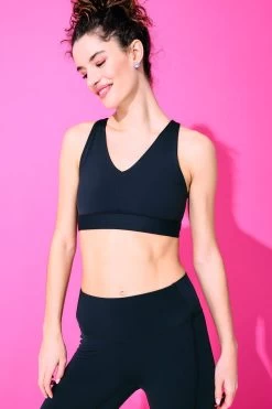 Action Sports Bra In Jet Black