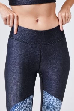 Hi-Shine Leggings In Crystal Skull -Chic Wear Shop Terez641a7ec4a975d0641a7ec4a9a5d.56056148641a7ec4a9a5d