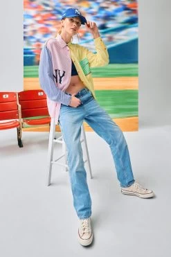 Yankees Button Down In Stripes -Chic Wear Shop Terez64af6a265a76a564af6a265aa73.3075446864af6a265aa73