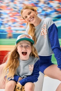 Mets Girls Colorblock Gems Raw Hem Cropped Crew In Blue 9 Mets Girls Colorblock Gems Raw Hem Cropped Crew In Blue -Chic Wear Shop Terez64af6b2acba21464af6b2acbc5d.4902364764af6b2acbc5d