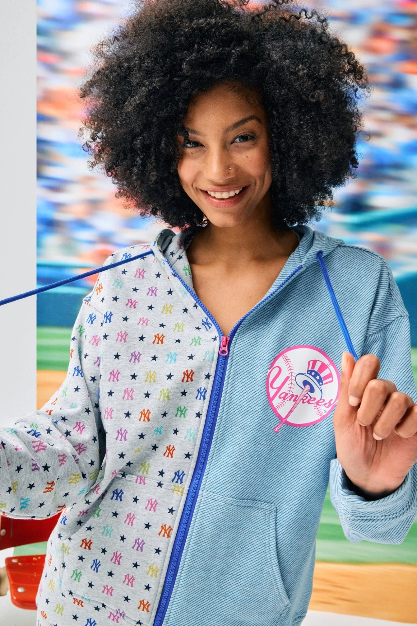 Yankees Oversized Zip Hoodie In Yankees Split 7 Yankees Oversized Zip Hoodie In Yankees Split - Image 5