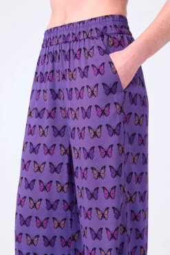 Pant In Halftone Butterfly 11 Pant In Halftone Butterfly -Chic Wear Shop Terez64daa1ae29467164daa1ae29728.4901104564daa1ae29728