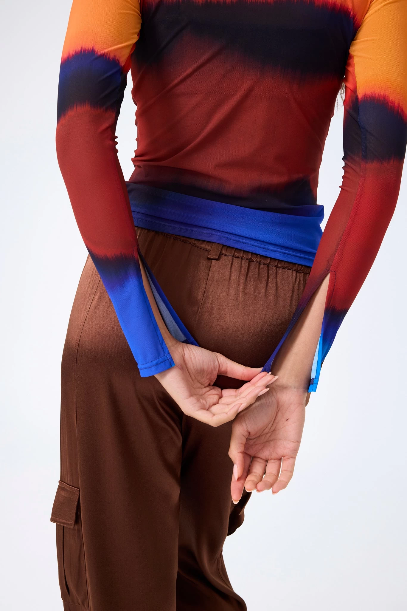 Mesh Mock Neck In Soft Focus Earth 6 Mesh Mock Neck In Soft Focus Earth - Image 4