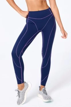 Action Wave Leggings In Navy