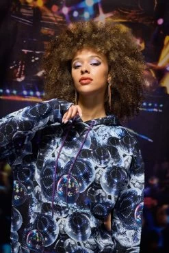 Hoodie In Disco Fever -Chic Wear Shop Terez652db610e39017652db610e3cd2.46792981652db610e3cd2