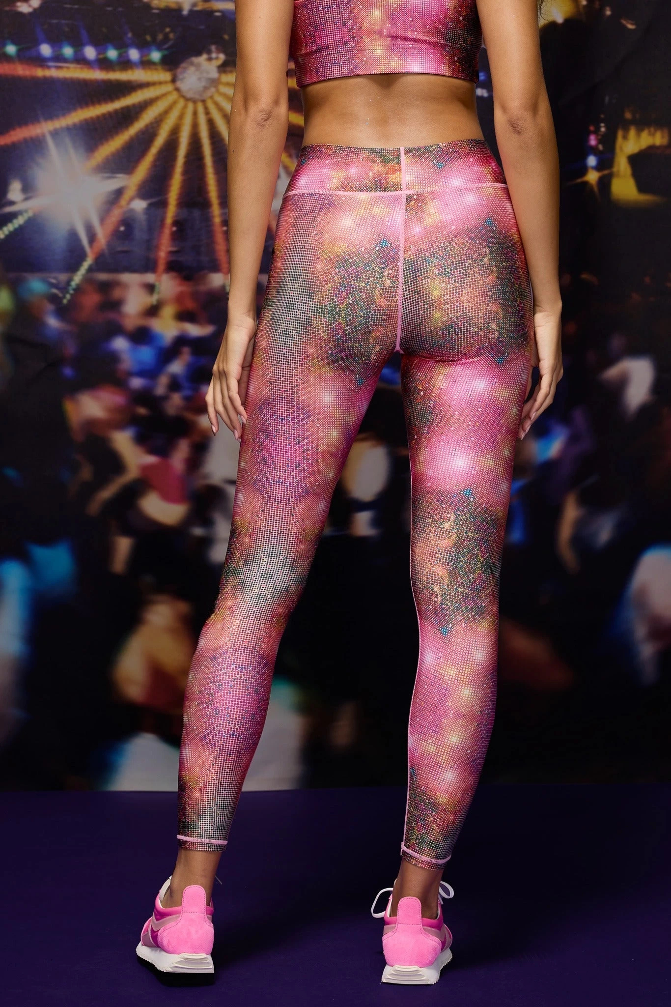 Hi-Shine Legging In Sunrise Light Show 5 Hi-Shine Legging In Sunrise Light Show - Image 3