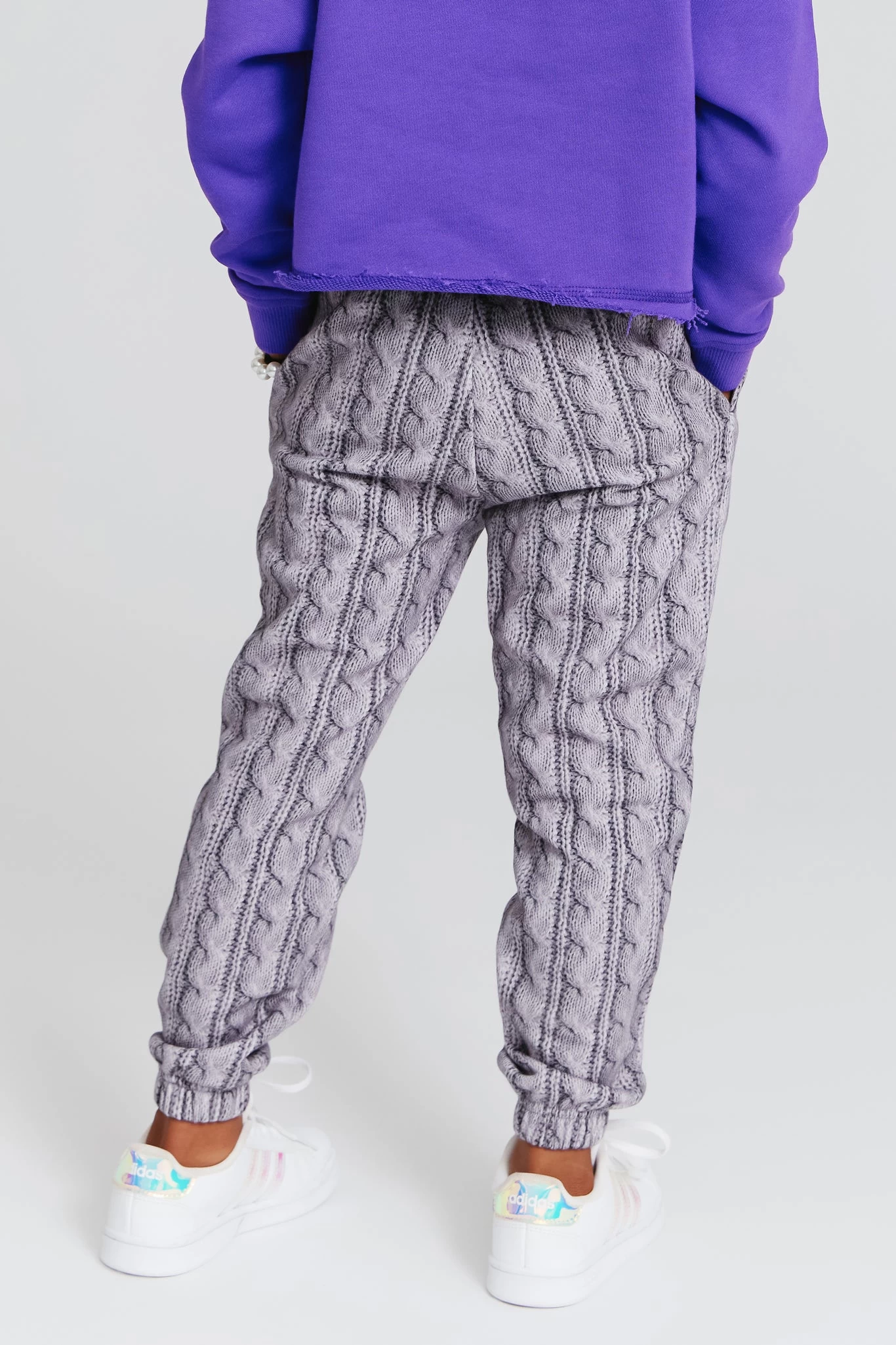 Kids Jogger In Silver Cable Knit 5 Kids Jogger In Silver Cable Knit - Image 3