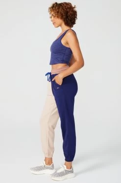 Colorblock Sweatpants In Oat Milk And Navy -Chic Wear Shop image 953e141b e799 4b83 b695 ac280fc977fa